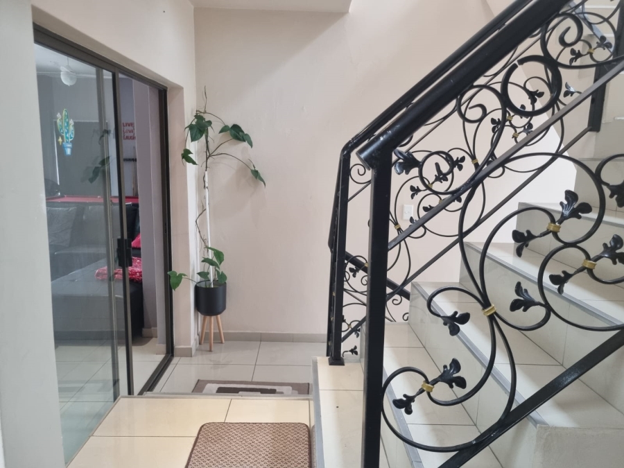 4 Bedroom Property for Sale in Veld En Vlei KwaZulu-Natal