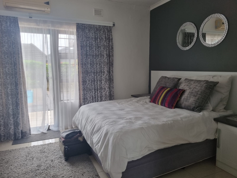 4 Bedroom Property for Sale in Veld En Vlei KwaZulu-Natal