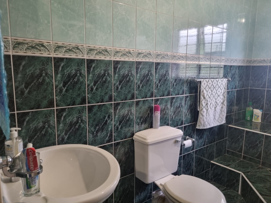 4 Bedroom Property for Sale in Veld En Vlei KwaZulu-Natal