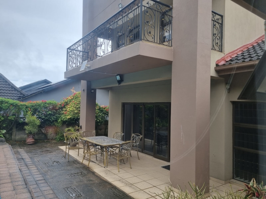 4 Bedroom Property for Sale in Veld En Vlei KwaZulu-Natal