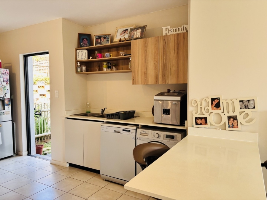 3 Bedroom Property for Sale in North Point KwaZulu-Natal
