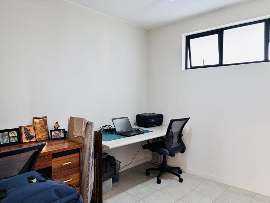 3 Bedroom Property for Sale in North Point KwaZulu-Natal
