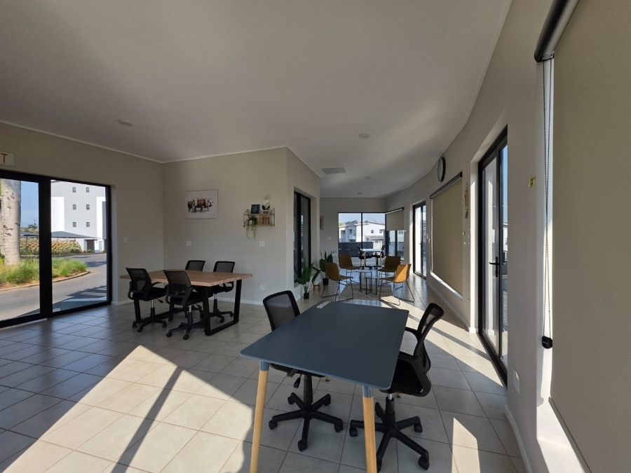3 Bedroom Property for Sale in North Point KwaZulu-Natal