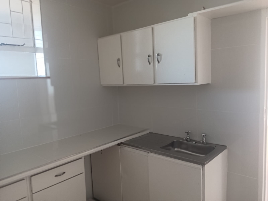 1 Bedroom Property for Sale in Scottsville KwaZulu-Natal