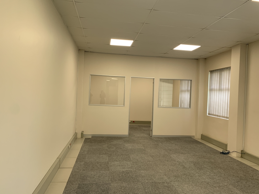 To Let Commercial Property for Rent in Mount Edgecombe KwaZulu-Natal