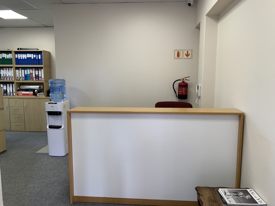 To Let Commercial Property for Rent in Mount Edgecombe KwaZulu-Natal