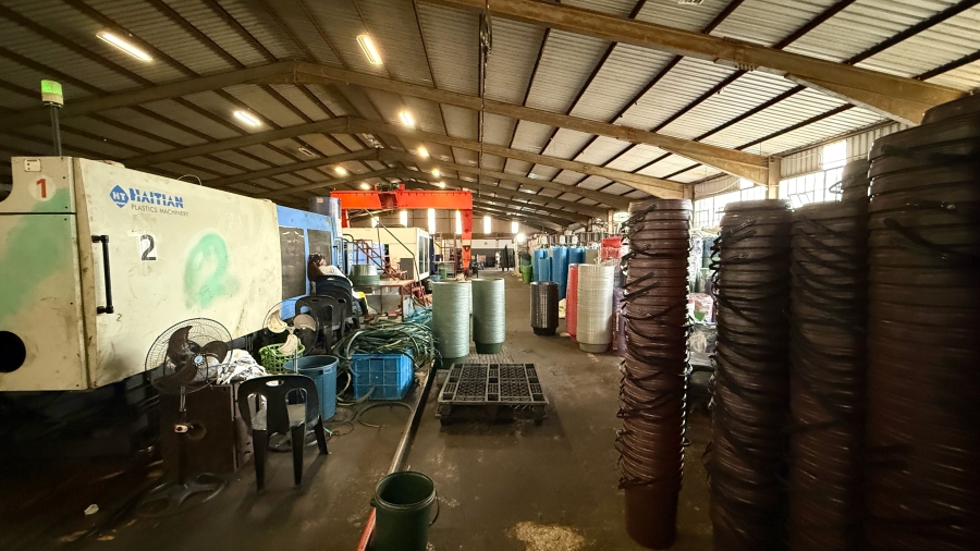 To Let Commercial Property for Rent in Glen Anil KwaZulu-Natal