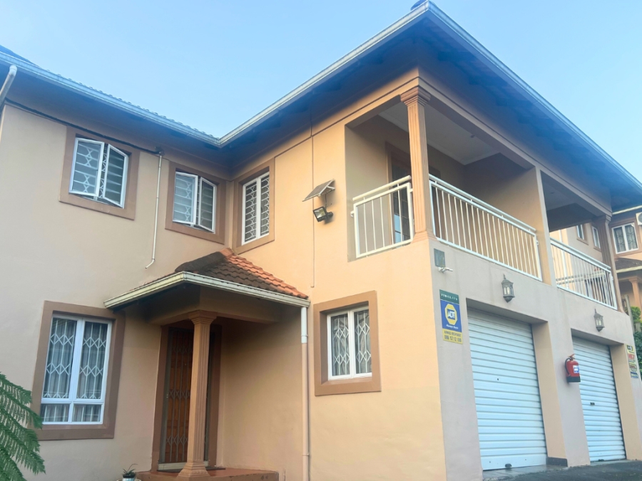 To Let 3 Bedroom Property for Rent in Raisethorpe KwaZulu-Natal