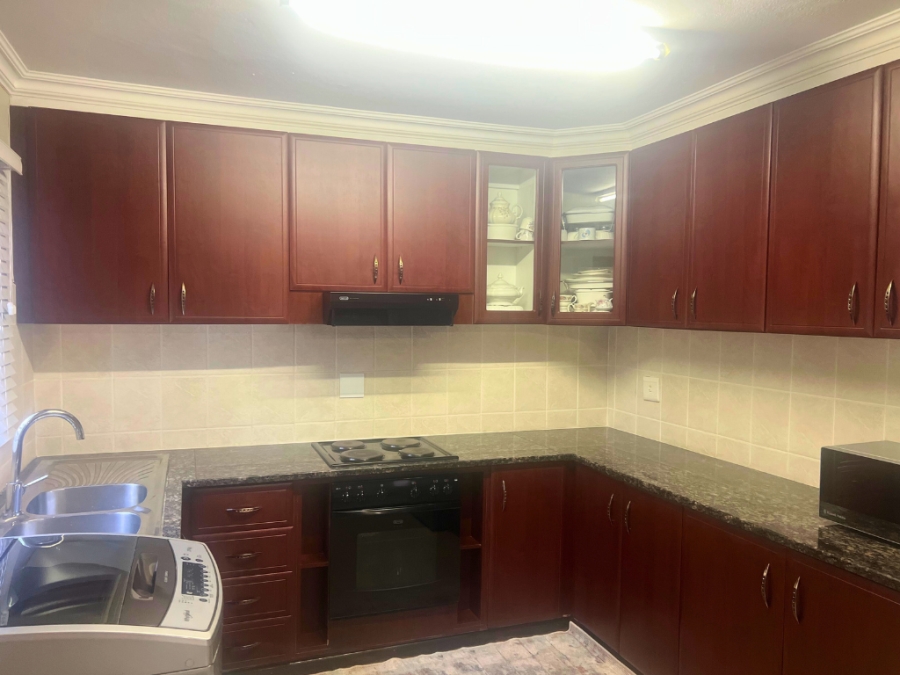 To Let 3 Bedroom Property for Rent in Raisethorpe KwaZulu-Natal