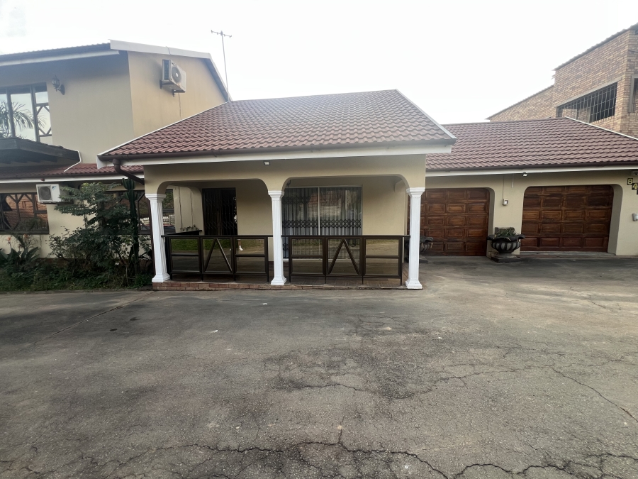To Let 3 Bedroom Property for Rent in Dunveria KwaZulu-Natal