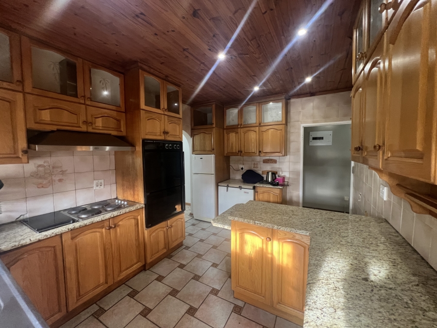 To Let 3 Bedroom Property for Rent in Dunveria KwaZulu-Natal