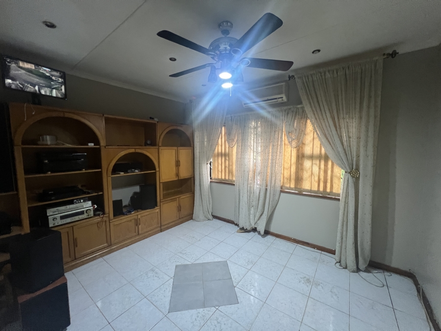 To Let 3 Bedroom Property for Rent in Dunveria KwaZulu-Natal