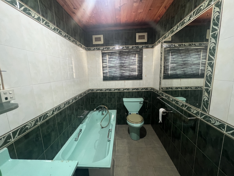 To Let 3 Bedroom Property for Rent in Dunveria KwaZulu-Natal
