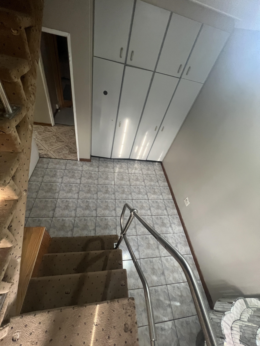 To Let 3 Bedroom Property for Rent in Dunveria KwaZulu-Natal