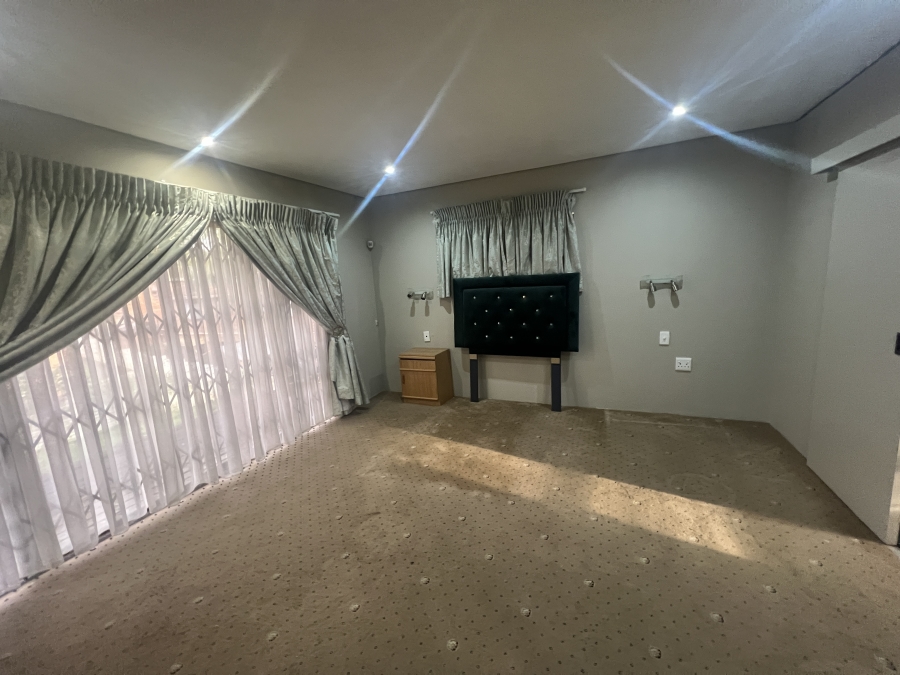 To Let 3 Bedroom Property for Rent in Dunveria KwaZulu-Natal