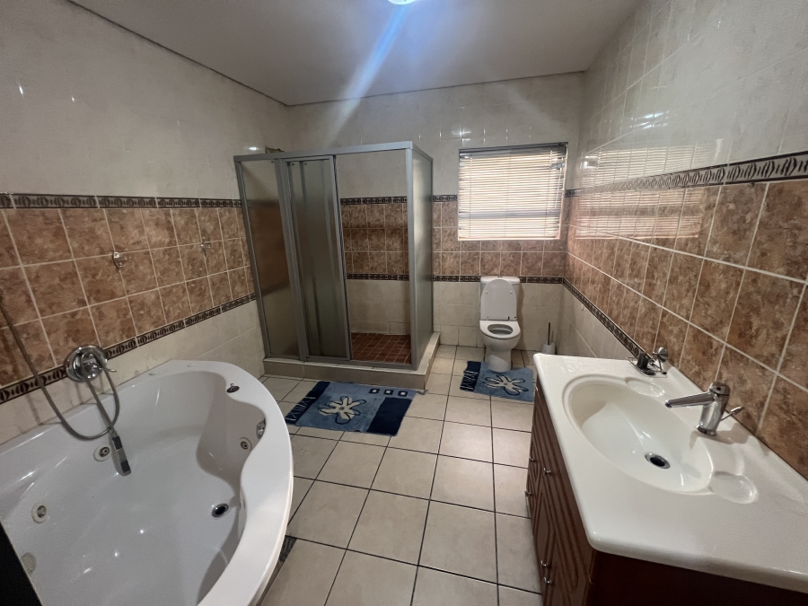 To Let 3 Bedroom Property for Rent in Dunveria KwaZulu-Natal