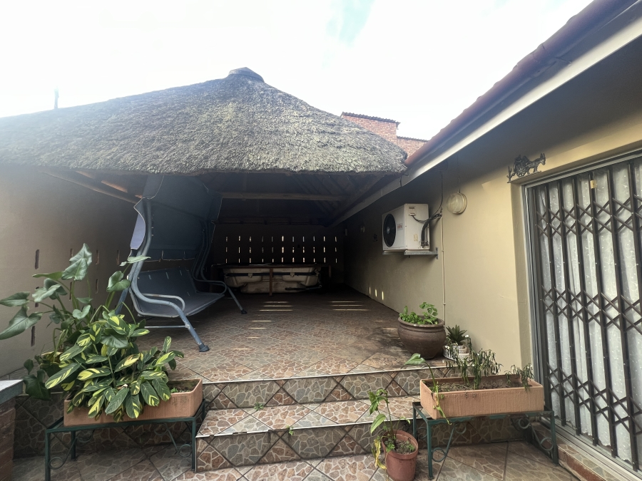 To Let 3 Bedroom Property for Rent in Dunveria KwaZulu-Natal