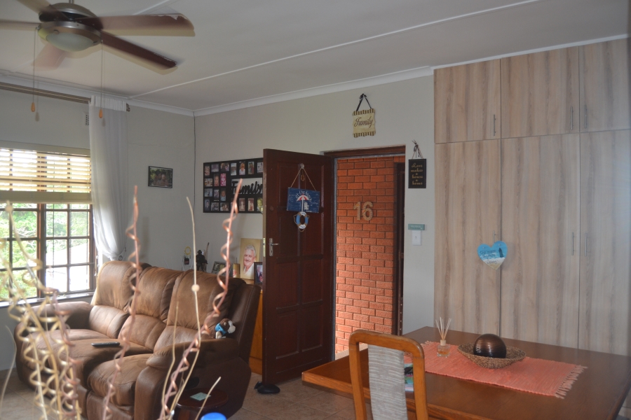 2 Bedroom Property for Sale in Scottburgh Central KwaZulu-Natal