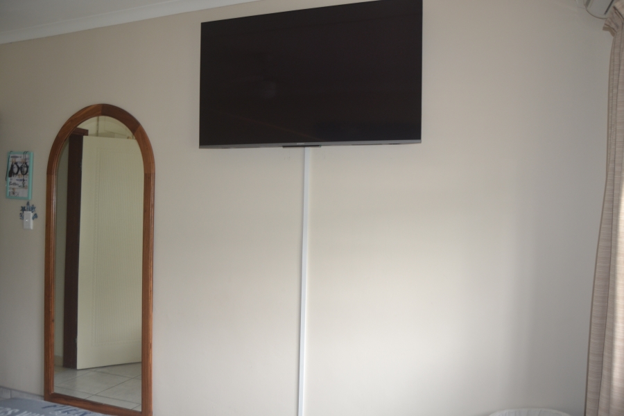 2 Bedroom Property for Sale in Scottburgh Central KwaZulu-Natal