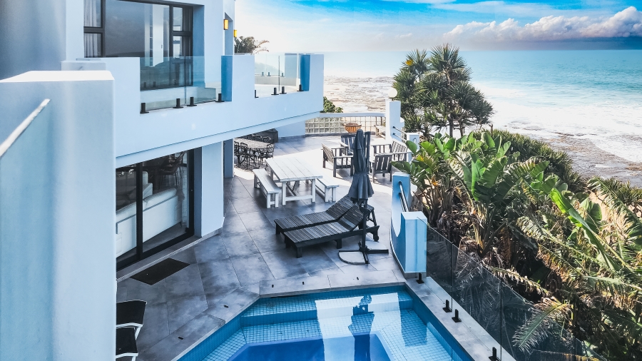 11 Bedroom Property for Sale in Sheffield Beach KwaZulu-Natal