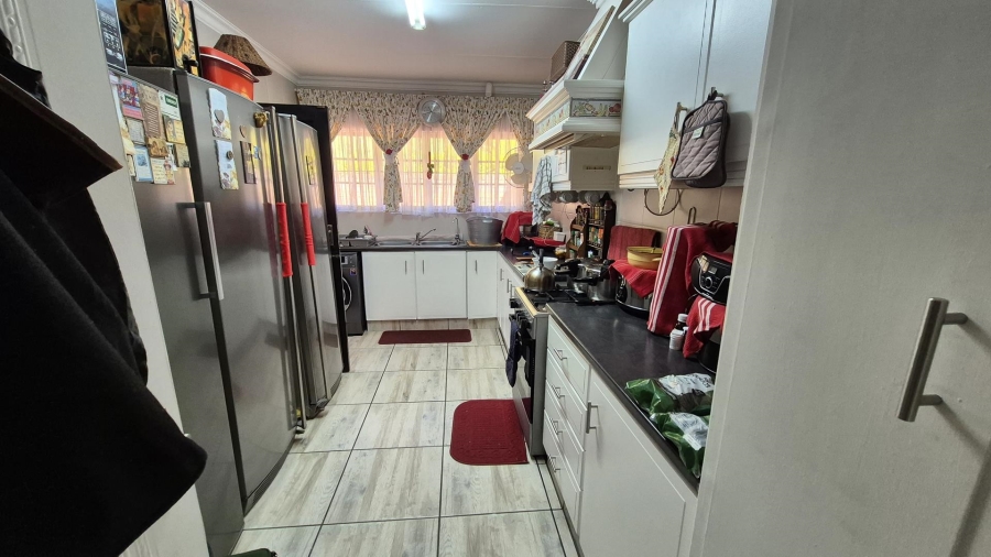 3 Bedroom Property for Sale in Montrose KwaZulu-Natal