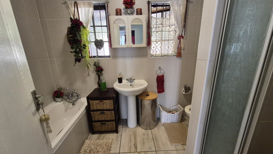 3 Bedroom Property for Sale in Montrose KwaZulu-Natal