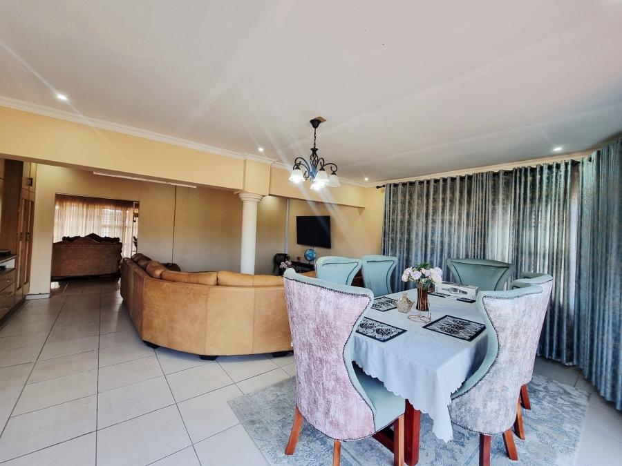 4 Bedroom Property for Sale in Esikhawini KwaZulu-Natal