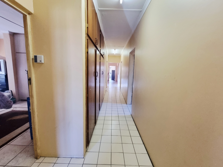4 Bedroom Property for Sale in Esikhawini KwaZulu-Natal