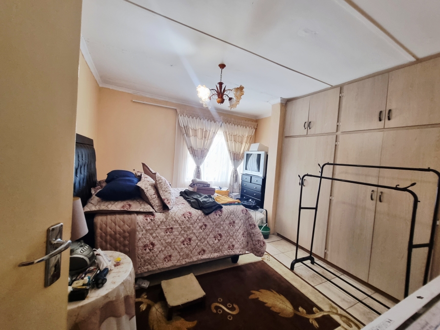 4 Bedroom Property for Sale in Esikhawini KwaZulu-Natal