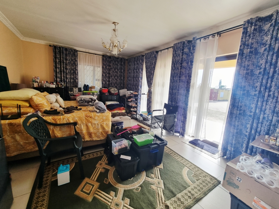 4 Bedroom Property for Sale in Esikhawini KwaZulu-Natal