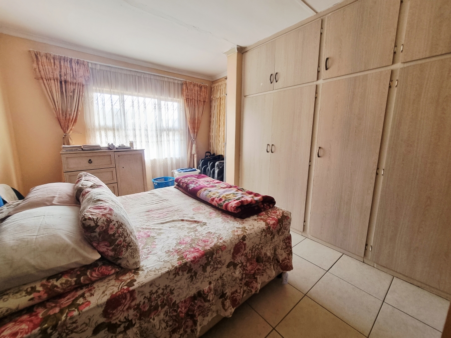 4 Bedroom Property for Sale in Esikhawini KwaZulu-Natal