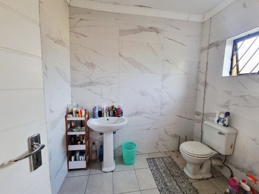 4 Bedroom Property for Sale in Esikhawini KwaZulu-Natal