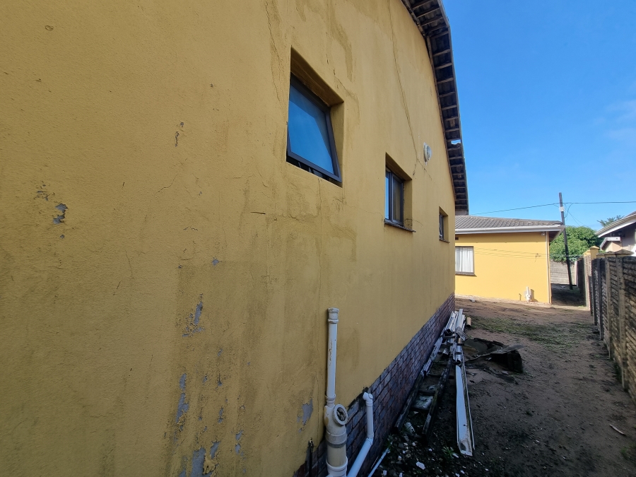 4 Bedroom Property for Sale in Esikhawini KwaZulu-Natal