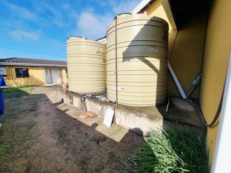 4 Bedroom Property for Sale in Esikhawini KwaZulu-Natal