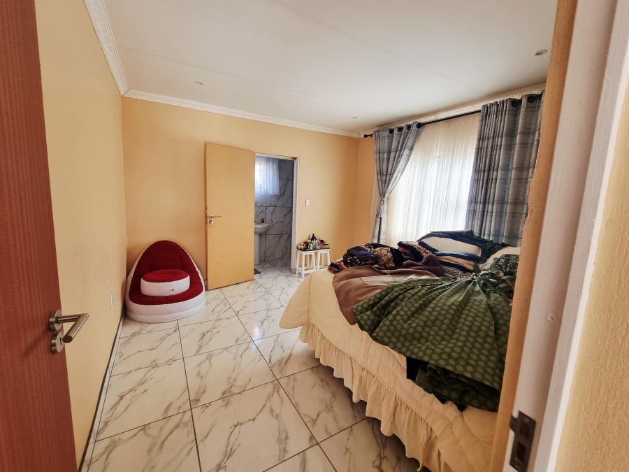4 Bedroom Property for Sale in Esikhawini KwaZulu-Natal