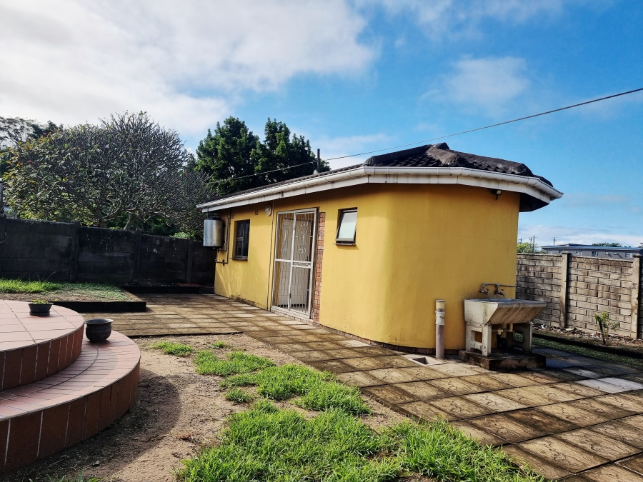 4 Bedroom Property for Sale in Esikhawini KwaZulu-Natal