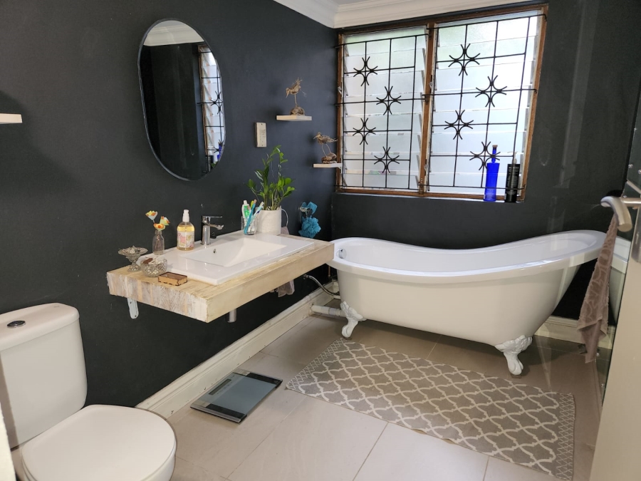 4 Bedroom Property for Sale in Meer En See KwaZulu-Natal