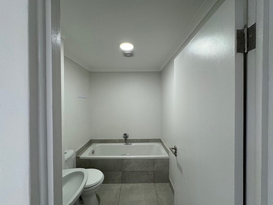 To Let 2 Bedroom Property for Rent in Hayfields KwaZulu-Natal