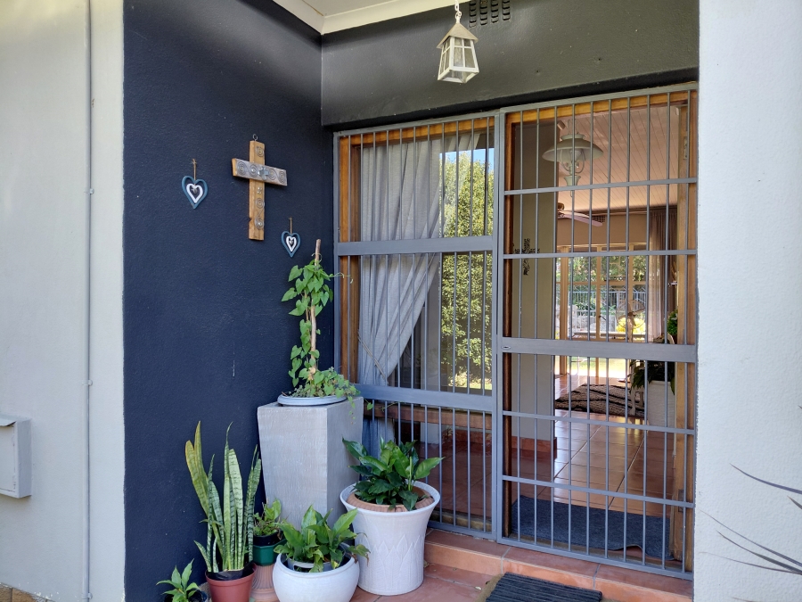 4 Bedroom Property for Sale in Huttenheights KwaZulu-Natal