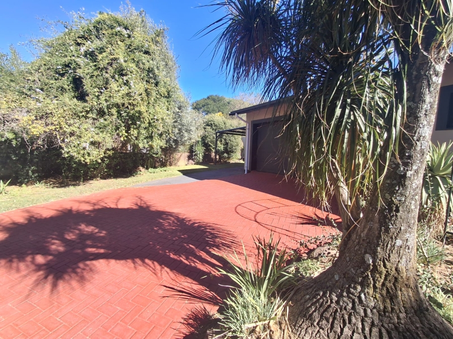 4 Bedroom Property for Sale in Huttenheights KwaZulu-Natal