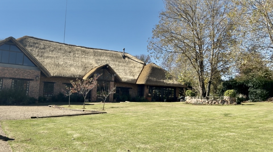 5 Bedroom Property for Sale in Nottingham Road KwaZulu-Natal