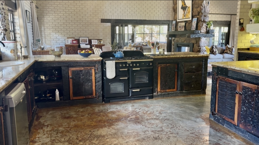 5 Bedroom Property for Sale in Nottingham Road KwaZulu-Natal