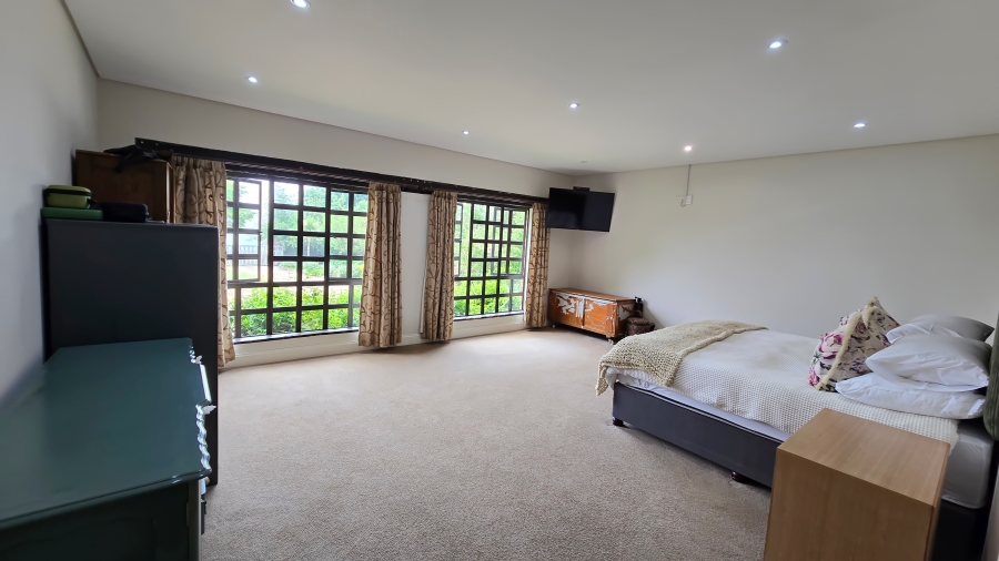 5 Bedroom Property for Sale in Nottingham Road KwaZulu-Natal