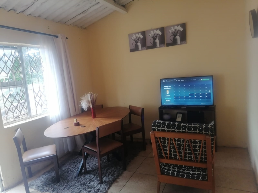 2 Bedroom Property for Sale in Umlazi KwaZulu-Natal