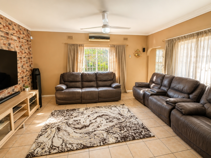 3 Bedroom Property for Sale in Dawncliffe KwaZulu-Natal