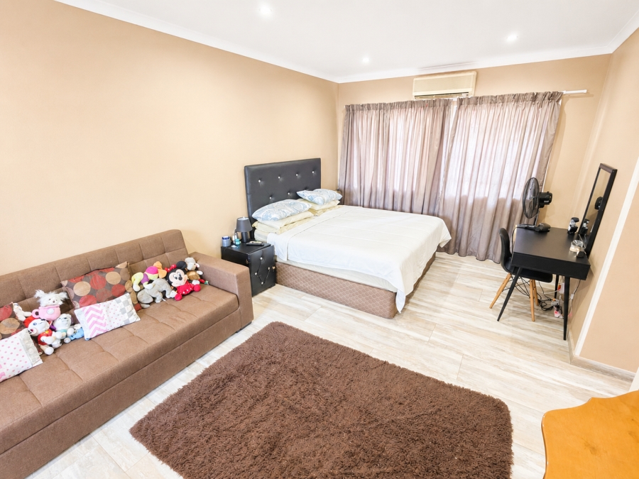 3 Bedroom Property for Sale in Dawncliffe KwaZulu-Natal