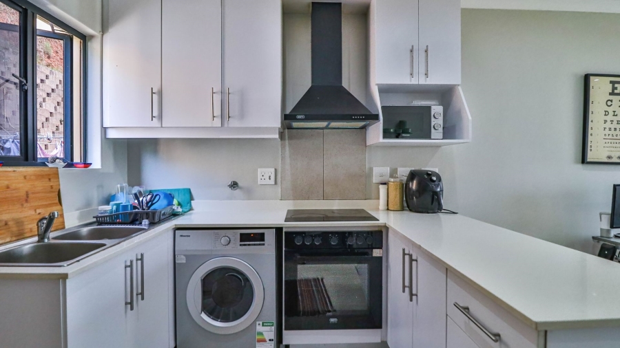 2 Bedroom Property for Sale in Hayfields KwaZulu-Natal