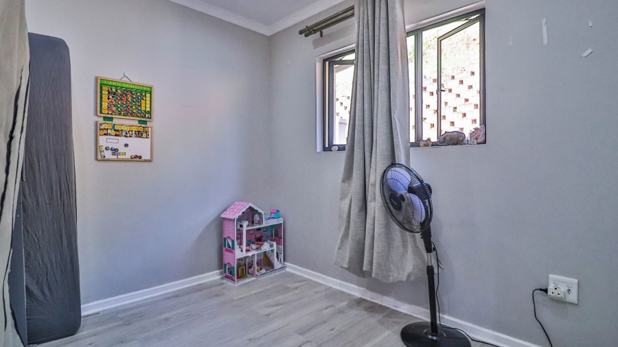 2 Bedroom Property for Sale in Hayfields KwaZulu-Natal