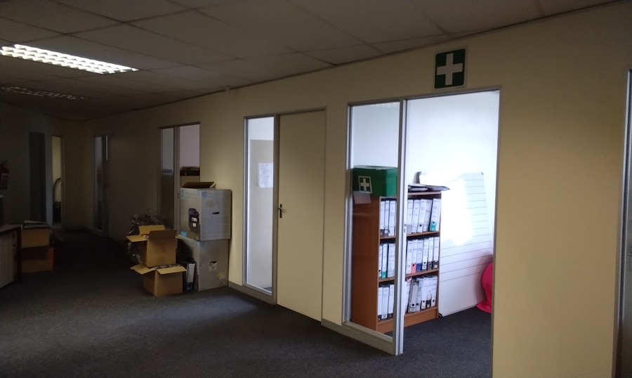 To Let Commercial Property for Rent in Riverhorse Valley KwaZulu-Natal