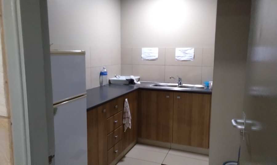 To Let Commercial Property for Rent in Riverhorse Valley KwaZulu-Natal